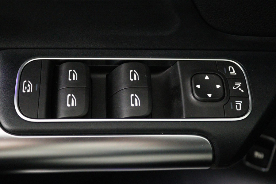 Mercedes-Benz B-Klasse 180 Launch Edition Premium Automaat (SFEERVERLICHTING, 360 CAMERA, STOELVERWARMING, GOED ONDERHOUDEN)