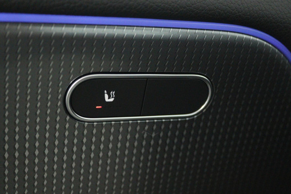 Mercedes-Benz B-Klasse 180 Launch Edition Premium Automaat (SFEERVERLICHTING, 360 CAMERA, STOELVERWARMING, GOED ONDERHOUDEN)