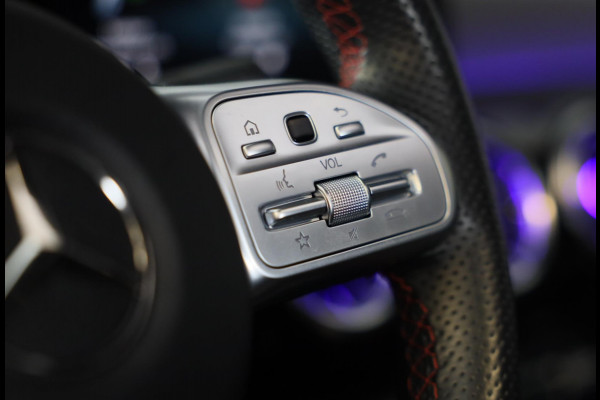Mercedes-Benz A-Klasse 250 e AMG 45 Look / Acc / Memory / Lane Assist / Digital Cockpit / Sfeerverlichting / Camera / Pano / 18 In