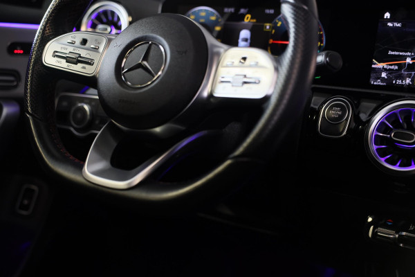 Mercedes-Benz A-Klasse 250 e AMG 45 Look / Acc / Memory / Lane Assist / Digital Cockpit / Sfeerverlichting / Camera / Pano / 18 In