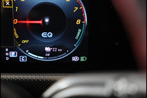 Mercedes-Benz A-Klasse 250 e AMG 45 Look / Acc / Memory / Lane Assist / Digital Cockpit / Sfeerverlichting / Camera / Pano / 18 In