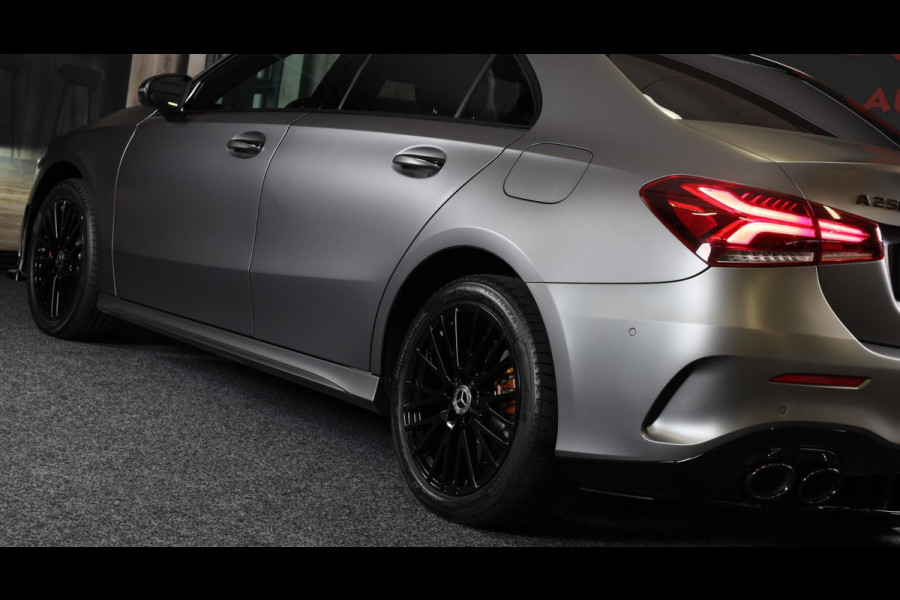 Mercedes-Benz A-Klasse 250 e AMG 45 Look / Acc / Memory / Lane Assist / Digital Cockpit / Sfeerverlichting / Camera / Pano / 18 In