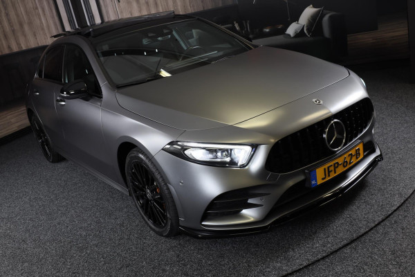 Mercedes-Benz A-Klasse 250 e AMG 45 Look / Acc / Memory / Lane Assist / Digital Cockpit / Sfeerverlichting / Camera / Pano / 18 In