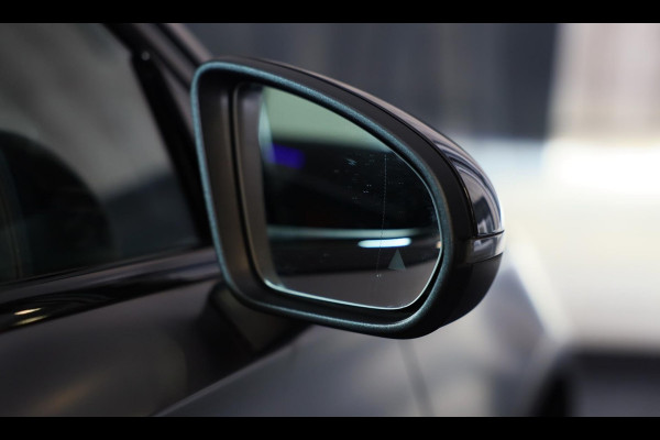 Mercedes-Benz A-Klasse 250 e AMG 45 Look / Acc / Memory / Lane Assist / Digital Cockpit / Sfeerverlichting / Camera / Pano / 18 In