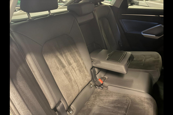 Audi Q3 Sportback 35 TFSI S-LINE BLACK-LINE 20'' NAVI/DAB/V-COCKPIT/CAM/A-CRUISE/ECC/PDC///