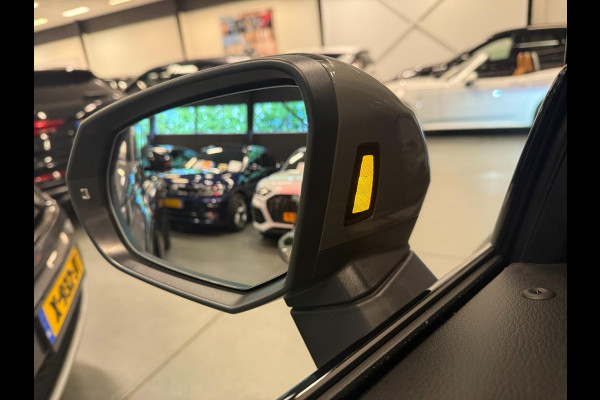 Audi Q3 Sportback 35 TFSI S-LINE BLACK-LINE 20'' NAVI/DAB/V-COCKPIT/CAM/A-CRUISE/ECC/PDC///