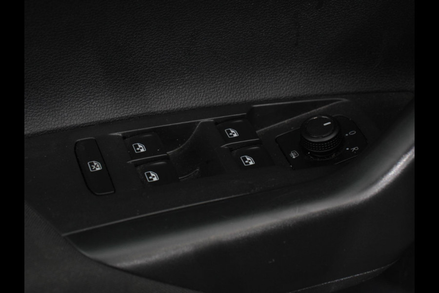 Volkswagen Polo 1.0 TSI DSG Comfortline | Navigatie | App Connect / Apple Carplay / Android Auto | Climate Control | Stoelverwarming | Extra Getint glas
