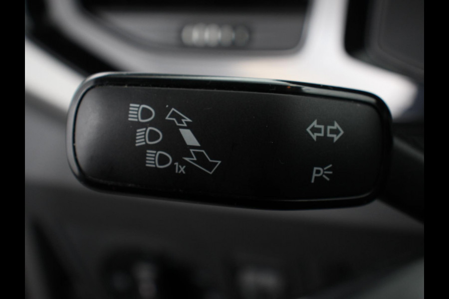 Volkswagen Polo 1.0 TSI DSG Comfortline | Navigatie | App Connect / Apple Carplay / Android Auto | Climate Control | Stoelverwarming | Extra Getint glas