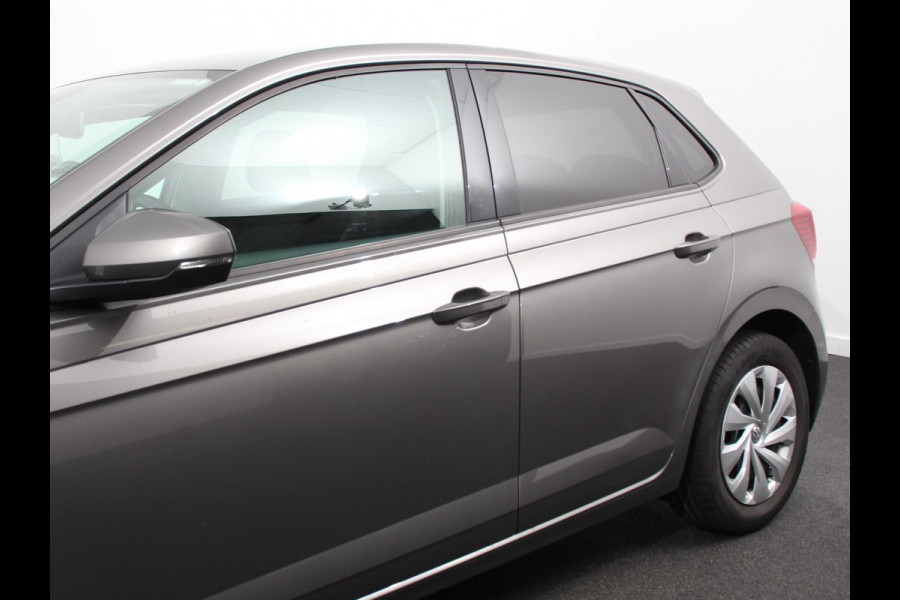 Volkswagen Polo 1.0 TSI DSG Comfortline | Navigatie | App Connect / Apple Carplay / Android Auto | Climate Control | Stoelverwarming | Extra Getint glas