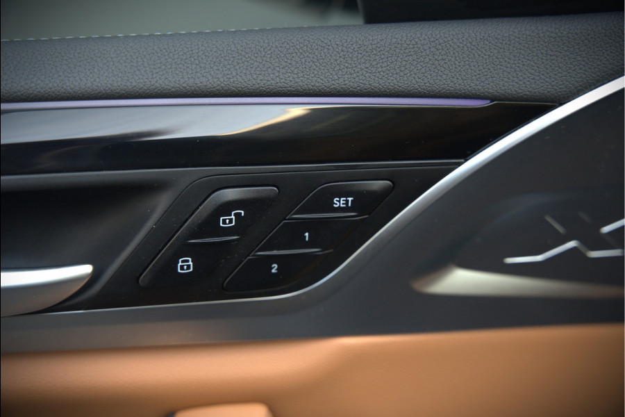 BMW iX3 High Executive 80 kWh | Panoramadak | Keyless | Stoelverwarming | Harman Kardon | Memory Seat | Head-Up Display | 360 Camera | Adaptief Onderstel | Trekhaak | Adaptive LED | Elektrische Stoelen | Apple Carplay | N