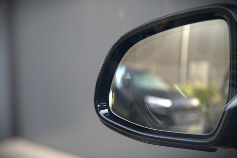 BMW iX3 High Executive 80 kWh | Panoramadak | Keyless | Stoelverwarming | Harman Kardon | Memory Seat | Head-Up Display | 360 Camera | Adaptief Onderstel | Trekhaak | Adaptive LED | Elektrische Stoelen | Apple Carplay | N