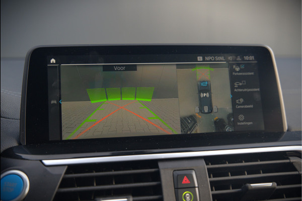 BMW iX3 High Executive 80 kWh | Panoramadak | Keyless | Stoelverwarming | Harman Kardon | Memory Seat | Head-Up Display | 360 Camera | Adaptief Onderstel | Trekhaak | Adaptive LED | Elektrische Stoelen | Apple Carplay | N