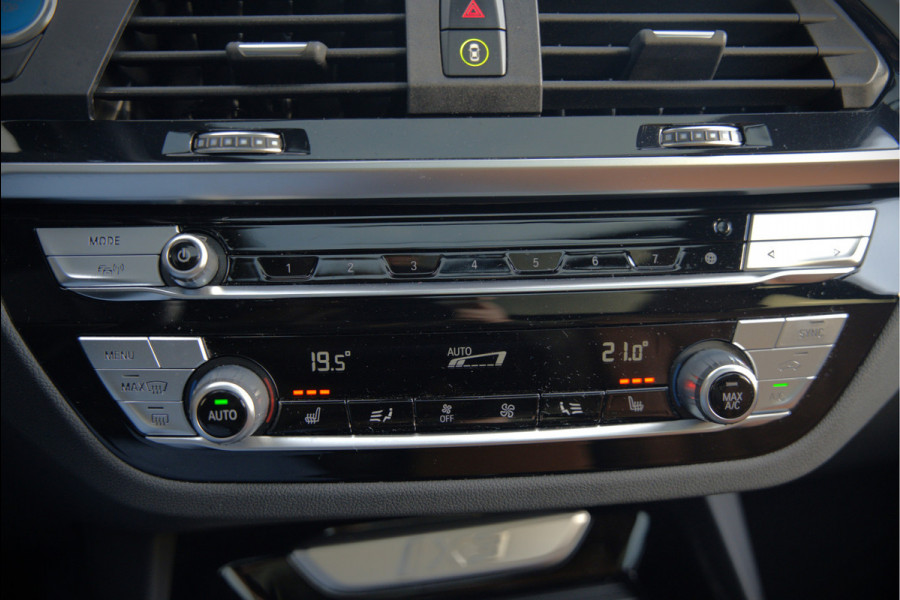 BMW iX3 High Executive 80 kWh | Panoramadak | Keyless | Stoelverwarming | Harman Kardon | Memory Seat | Head-Up Display | 360 Camera | Adaptief Onderstel | Trekhaak | Adaptive LED | Elektrische Stoelen | Apple Carplay | N