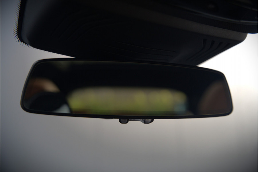 BMW iX3 High Executive 80 kWh | Panoramadak | Keyless | Stoelverwarming | Harman Kardon | Memory Seat | Head-Up Display | 360 Camera | Adaptief Onderstel | Trekhaak | Adaptive LED | Elektrische Stoelen | Apple Carplay | N