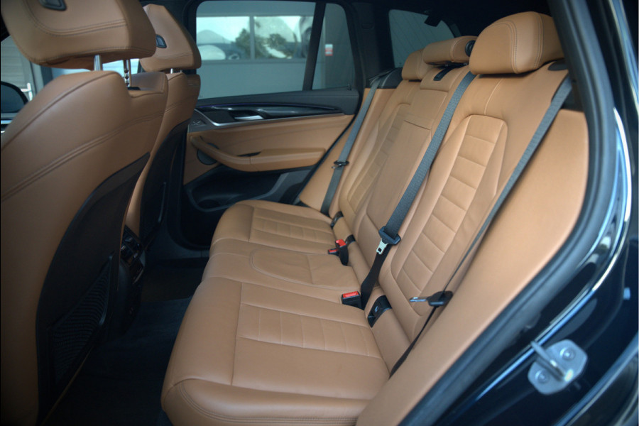 BMW iX3 High Executive 80 kWh | Panoramadak | Keyless | Stoelverwarming | Harman Kardon | Memory Seat | Head-Up Display | 360 Camera | Adaptief Onderstel | Trekhaak | Adaptive LED | Elektrische Stoelen | Apple Carplay | N