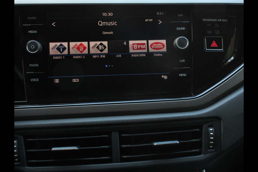 Volkswagen Polo 1.0 TSI DSG Comfortline | Navigatie | App Connect / Apple Carplay / Android Auto | Climate Control | Stoelverwarming | Extra Getint glas