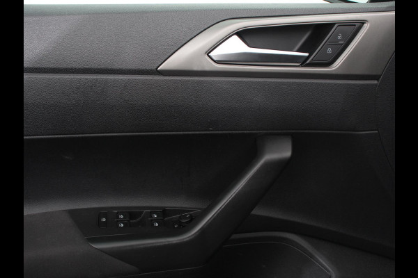 Volkswagen Polo 1.0 TSI DSG Comfortline | Navigatie | App Connect / Apple Carplay / Android Auto | Climate Control | Stoelverwarming | Extra Getint glas