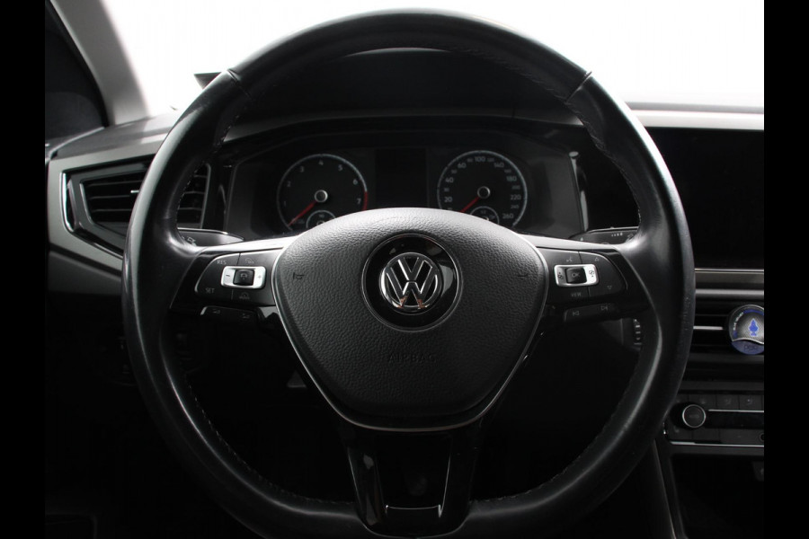 Volkswagen Polo 1.0 TSI DSG Comfortline | Navigatie | App Connect / Apple Carplay / Android Auto | Climate Control | Stoelverwarming | Extra Getint glas