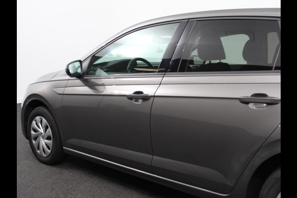 Volkswagen Polo 1.0 TSI DSG Comfortline | Navigatie | App Connect / Apple Carplay / Android Auto | Climate Control | Stoelverwarming | Extra Getint glas