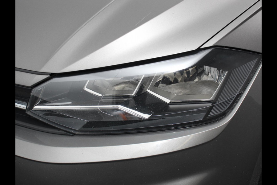 Volkswagen Polo 1.0 TSI DSG Comfortline | Navigatie | App Connect / Apple Carplay / Android Auto | Climate Control | Stoelverwarming | Extra Getint glas