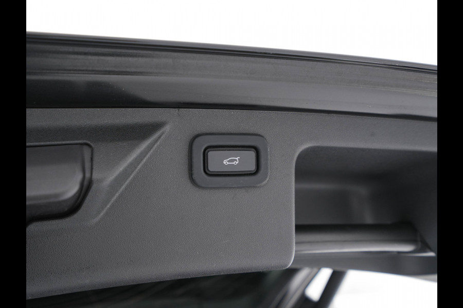 Land Rover Discovery Sport P300e 1.5 R-Dynamic Sportpack HSE AWD (INCL-BTW) *PANO | LUXURY-LEATHER | MERIDIAN-AUDIO | FULL-LED | MEMORY-PACK | DIGI-COCKPIT | NAVI-FULLMAP | CAMERA | KEYLESS | PRIVACY-GLASS | DAB | SHIFT-PADDLES | TOWBAR | LANE-ASSIST | 20'