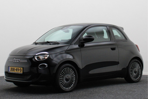 Fiat 500 Icon 42 kWh Virtual Cockpit, Climate, Apple Carplay, Cruise, Rijstrooksensor, DAB, 16''