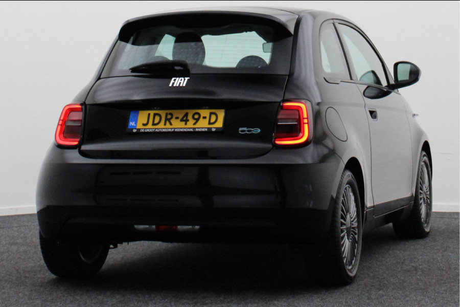 Fiat 500 Icon 42 kWh Virtual Cockpit, Climate, Apple Carplay, Cruise, Rijstrooksensor, DAB, 16''