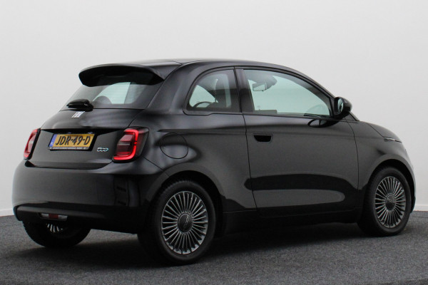 Fiat 500 Icon 42 kWh Virtual Cockpit, Climate, Apple Carplay, Cruise, Rijstrooksensor, DAB, 16''