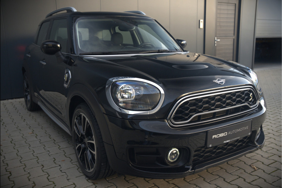 MINI Countryman 2.0 Cooper S E ALL4 | Stoelverwarming | Parkeersensoren | Apple Carplay | Navigatie | Keyless | Ambiance Verlichting | Climate Control |