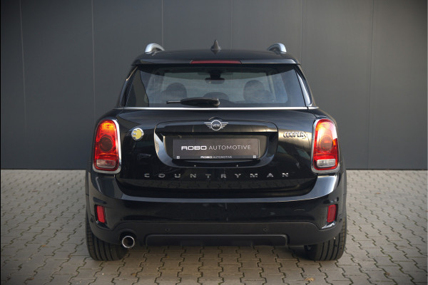 MINI Countryman 2.0 Cooper S E ALL4 | Stoelverwarming | Parkeersensoren | Apple Carplay | Navigatie | Keyless | Ambiance Verlichting | Climate Control |
