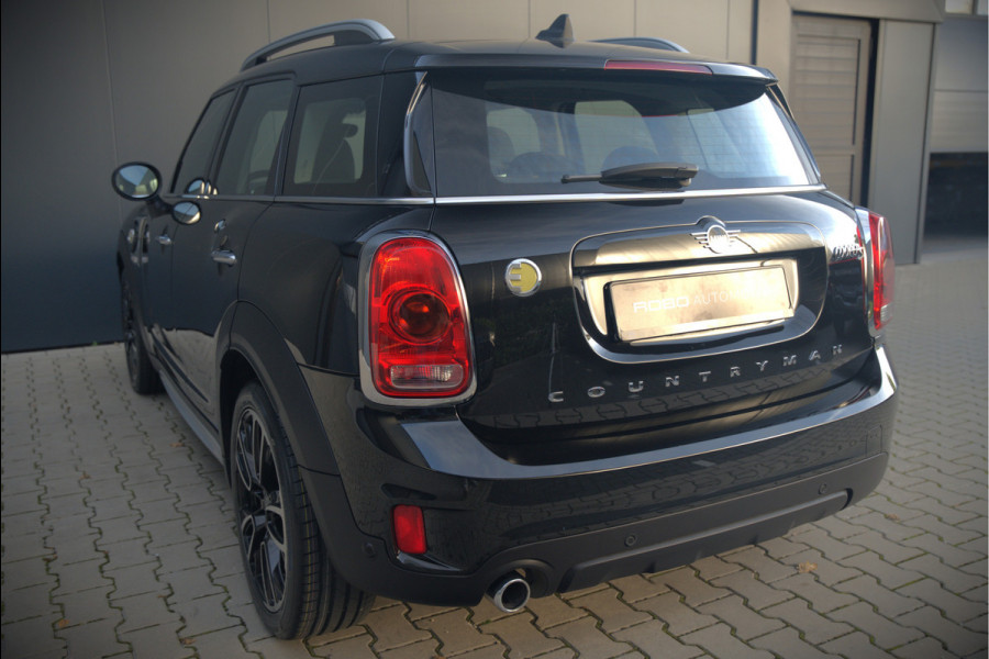 MINI Countryman 2.0 Cooper S E ALL4 | Stoelverwarming | Parkeersensoren | Apple Carplay | Navigatie | Keyless | Ambiance Verlichting | Climate Control |
