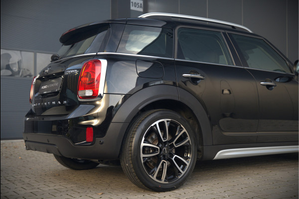 MINI Countryman 2.0 Cooper S E ALL4 | Stoelverwarming | Parkeersensoren | Apple Carplay | Navigatie | Keyless | Ambiance Verlichting | Climate Control |