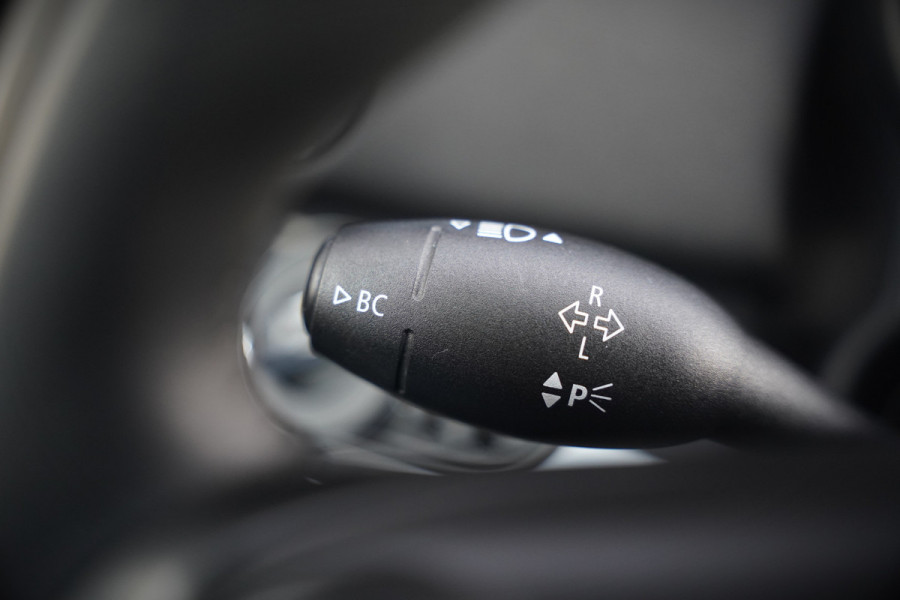 MINI Countryman 2.0 Cooper S E ALL4 | Stoelverwarming | Parkeersensoren | Apple Carplay | Navigatie | Keyless | Ambiance Verlichting | Climate Control |