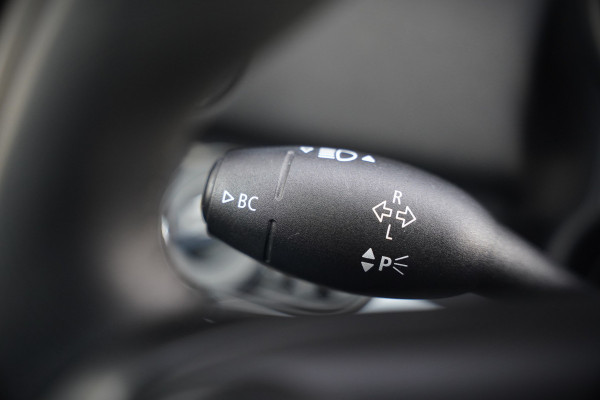 MINI Countryman 2.0 Cooper S E ALL4 | Stoelverwarming | Parkeersensoren | Apple Carplay | Navigatie | Keyless | Ambiance Verlichting | Climate Control |