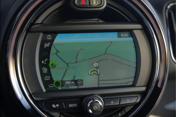 MINI Countryman 2.0 Cooper S E ALL4 | Stoelverwarming | Parkeersensoren | Apple Carplay | Navigatie | Keyless | Ambiance Verlichting | Climate Control |