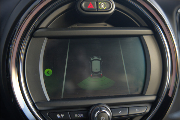 MINI Countryman 2.0 Cooper S E ALL4 | Stoelverwarming | Parkeersensoren | Apple Carplay | Navigatie | Keyless | Ambiance Verlichting | Climate Control |