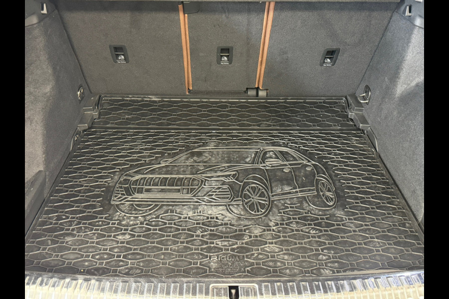 Audi Q3 40 TFSI quattro S edition AUT. PANO 360 CAMERA MEMORY ADAPTIEVE CRUISE CONTROL STOELVERWARMING LANE ASSIST