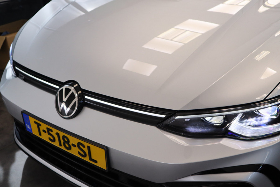 Volkswagen Golf 1.5 eTSI R-Line Business+ HUD Parkeerhulp IQ Light Keyless S+G