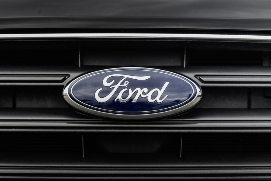Ford Transit Custom 300 TDCI L2H1 | 170PK | 6-Zits | Automaat | LED | Camera | CarPlay | Navi | PDC | Cruise | Airco | Euro 6