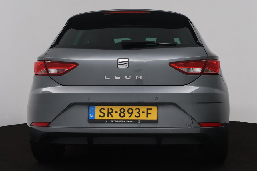 Seat Leon 1.0 EcoTSI Style Business Intense Automaat (NAVIGATIE, CARPLAY, CLIMA, PARKEERSENSOREN,