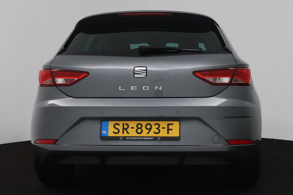 Seat Leon 1.0 EcoTSI Style Business Intense Automaat (NAVIGATIE, CARPLAY, CLIMA, PARKEERSENSOREN,