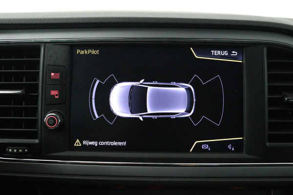 Seat Leon 1.0 EcoTSI Style Business Intense Automaat (NAVIGATIE, CARPLAY, CLIMA, PARKEERSENSOREN,