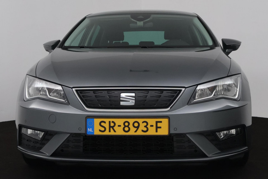 Seat Leon 1.0 EcoTSI Style Business Intense Automaat (NAVIGATIE, CARPLAY, CLIMA, PARKEERSENSOREN,