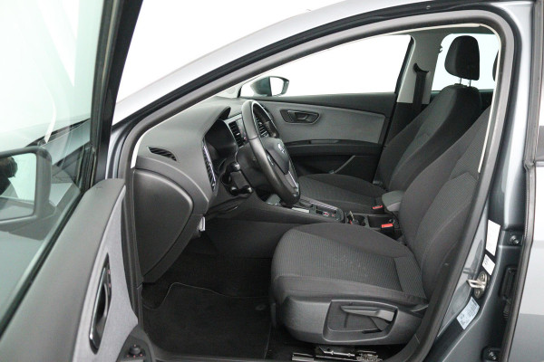 Seat Leon 1.0 EcoTSI Style Business Intense Automaat (NAVIGATIE, CARPLAY, CLIMA, PARKEERSENSOREN,