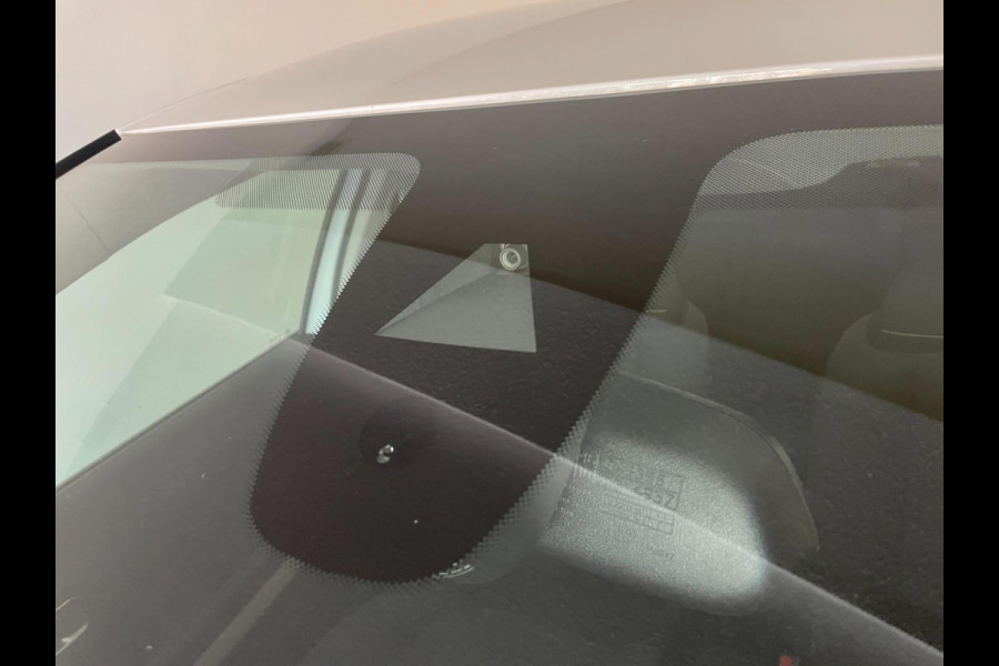 Citroën C3 1.2 PureTech Feel AIRCO CLIMA NAVI VIA APP CRUISE CRUISE APPLE CARPLAY ELEK RAMEN CENT VERG VELGEN NIEUWSTAAT
