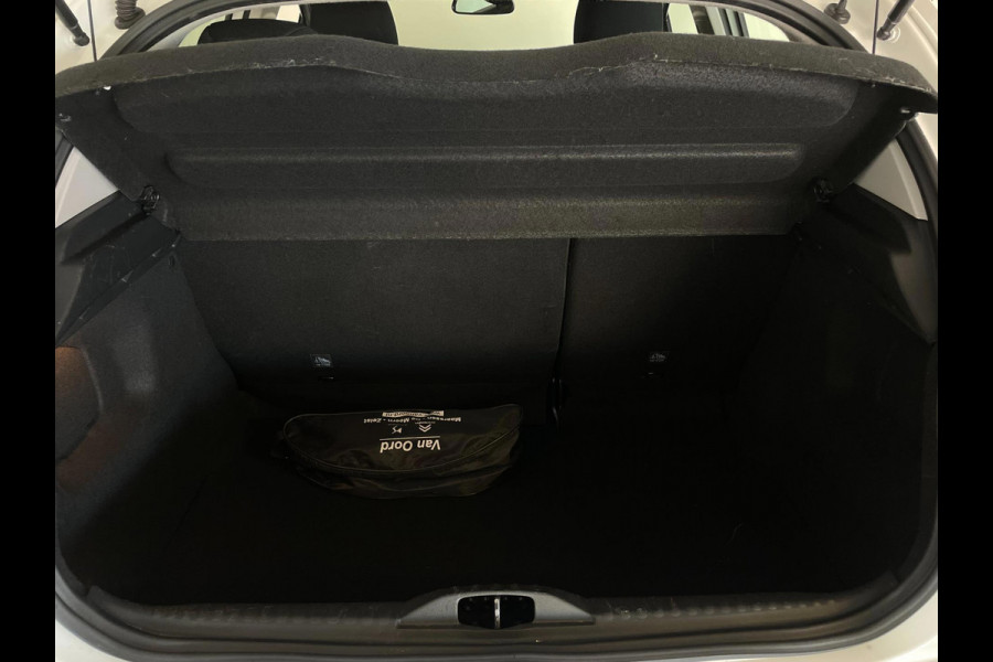 Citroën C3 1.2 PureTech Feel AIRCO CLIMA NAVI VIA APP CRUISE CRUISE APPLE CARPLAY ELEK RAMEN CENT VERG VELGEN NIEUWSTAAT