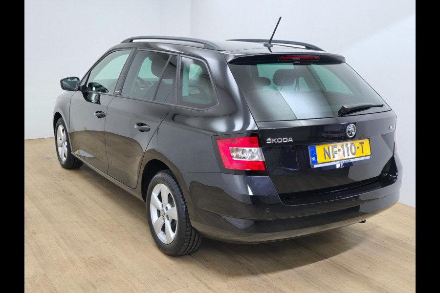 Škoda Fabia Combi Occasion 1.2 TSI JOY met cruisecontrol en bluetooth audio | Tweedehands Skoda fabia combi in zwart | Clima airco