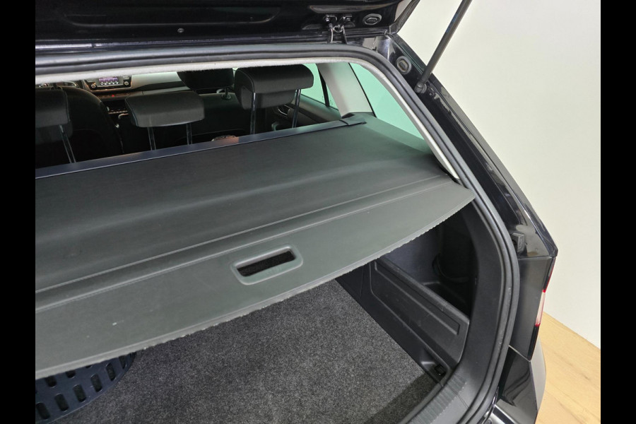 Škoda Fabia Combi Occasion 1.2 TSI JOY met cruisecontrol en bluetooth audio | Tweedehands Skoda fabia combi in zwart | Clima airco