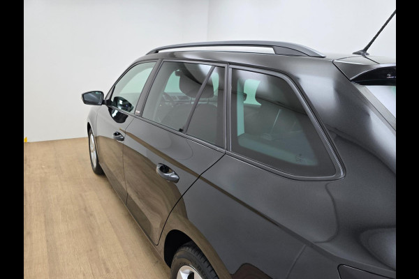 Škoda Fabia Combi Occasion 1.2 TSI JOY met cruisecontrol en bluetooth audio | Tweedehands Skoda fabia combi in zwart | Clima airco