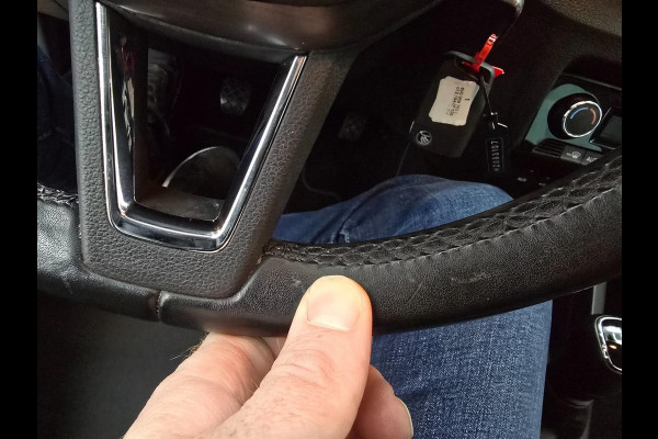 Škoda Fabia Combi Occasion 1.2 TSI JOY met cruisecontrol en bluetooth audio | Tweedehands Skoda fabia combi in zwart | Clima airco